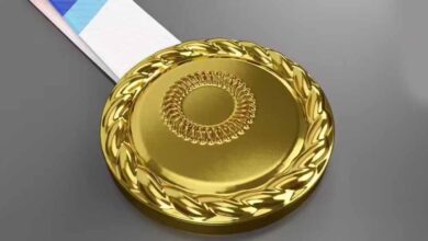 रेलवे ने तोड़ी 20 साल पुरानी परंपरा, रिटायरमेंट पर अब नहीं मिलेगा गोल्ड-प्लेटेड चांदी का मेडल