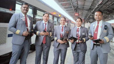 वंदे भारत एक्सप्रेस में महिला टीटीई को मिली टिकट जांच की जिम्मेदारी, बिलासपुर रेल मंडल का बड़ा फैसला