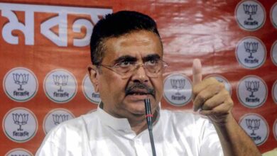 सुवेंदु अधिकारी का आरोप: बंगाल में प्रशासनिक अधिकार का दुरुपयोग, वोटर वेरिफिकेशन में हेराफेरी की कोशिश सुवेंदु अधिकारी का आरोप: बंगाल में प्रशासनिक अधिकार का दुरुपयोग, वोटर वेरिफिकेशन में हेराफेरी की कोशिश