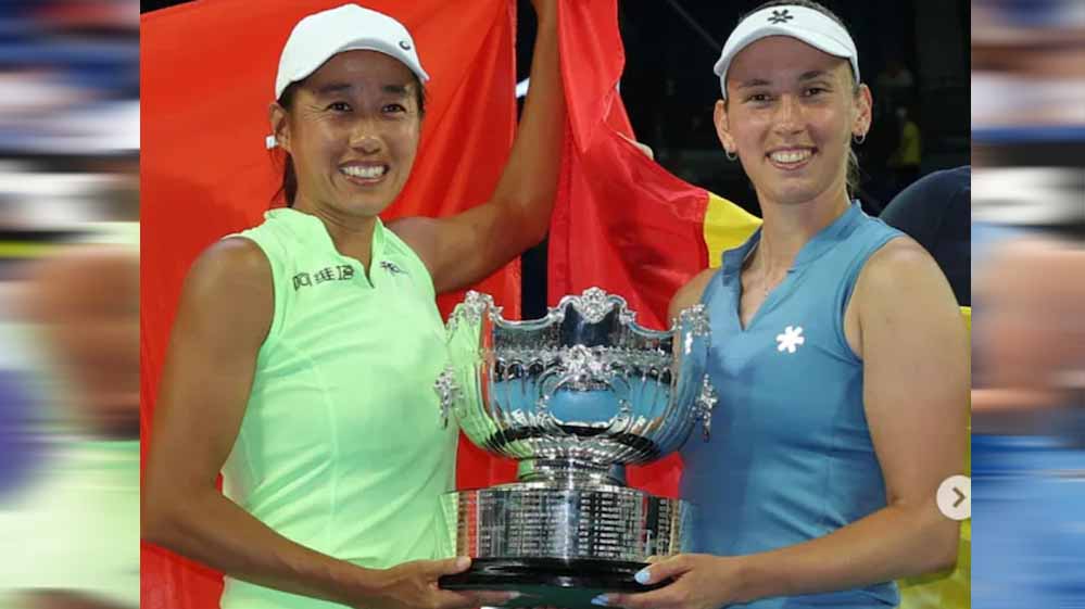 ऑस्ट्रेलियन ओपन 2026: एलिस मर्टेंस और झांग शुआई ने महिला डबल्स का खिताब जीता