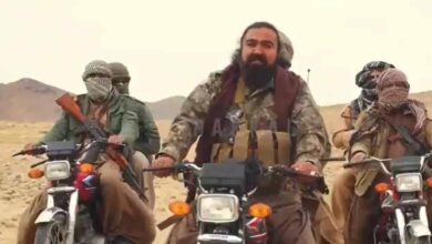 बलूचिस्तान में बड़ा विद्रोह: बलोच उग्रवादियों का 12 शहरों पर एकसाथ हमला, कई पुलिस स्टेशन कब्जे में बलूचिस्तान में बड़ा विद्रोह: बलोच उग्रवादियों का 12 शहरों पर एकसाथ हमला, कई पुलिस स्टेशन कब्जे में