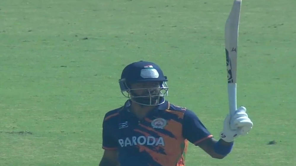 हार्दिक पंड्या का धमाल, विजय हजारे ट्रॉफी में लगातार पांच छक्कों से जड़ा पहला लिस्ट-ए शतक