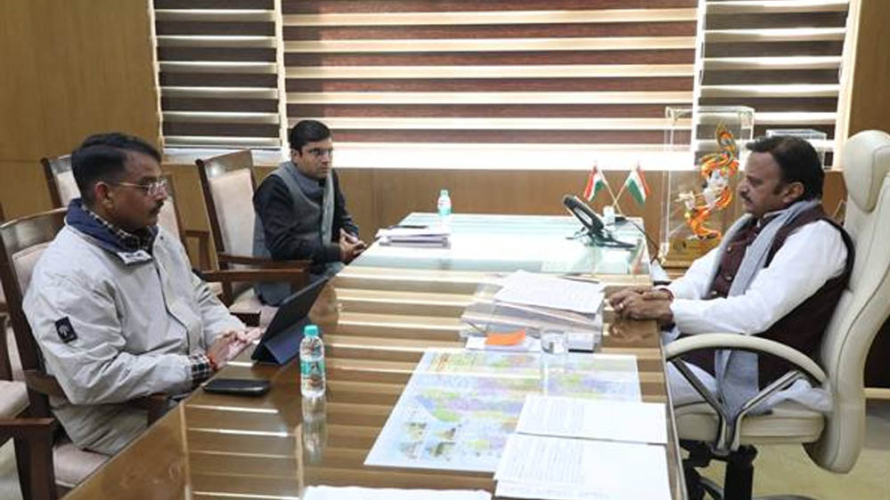 बायो मेडिकल वेस्ट का सुनियोजित और नियमानुसार प्रबंधन करें सुनिश्चित: उप मुख्यमंत्री  शुक्ल