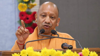 दुनिया में जिसे भी लोकतंत्र को जानना है उसे भारत से सीखना होगा : योगी आदित्यनाथ