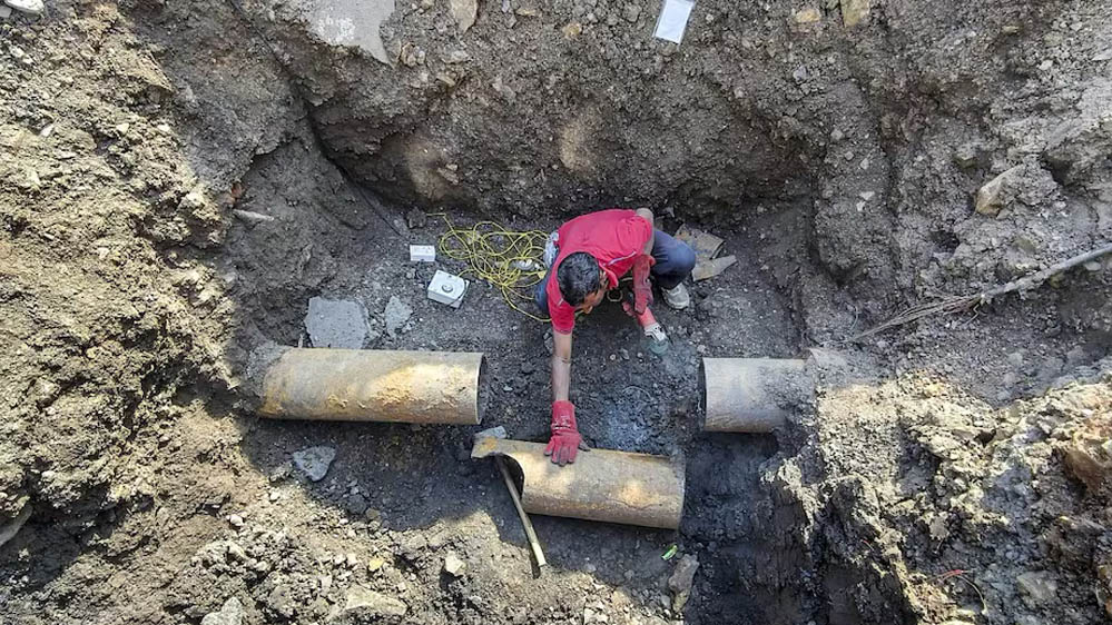 इंदौर कलेक्टर और निगम कमिश्नर पर केस चलाने की मांग, कोर्ट में परिवाद दायर, टेंडर दबाने का आरोप