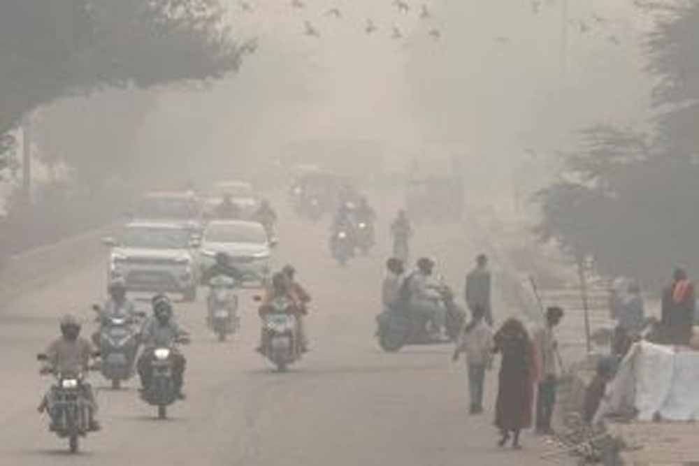 बिहार के 10 शहरों की हवा हुई सबसे जहरीली, खुले नालों से निकल रही अमोनिया गैस