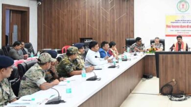 बीजापुर में उपमुख्यमंत्री विजय शर्मा ने बैठक में दिए निर्देश, नई ऊर्जा-रणनीति के साथ विकास में जुटें अधिकारी