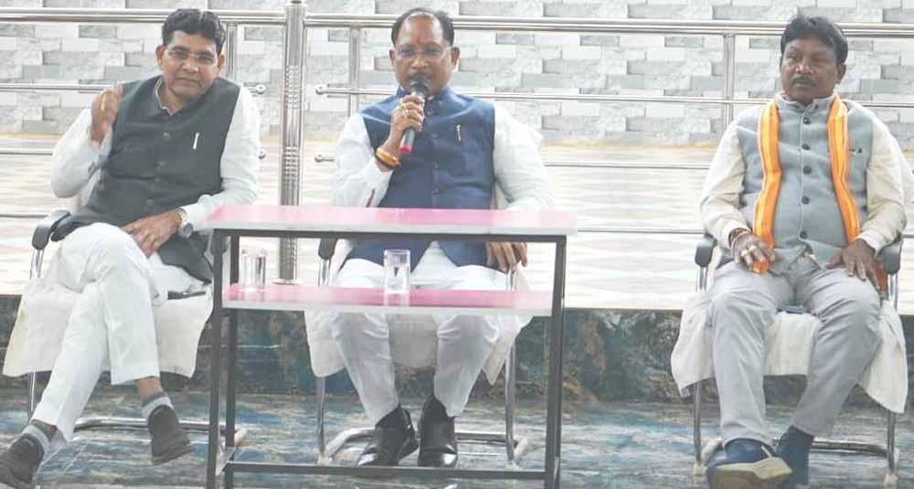 नारायणपुर के परीयना दिव्यांग आवासीय विद्यालय को बस देने की घोषणा