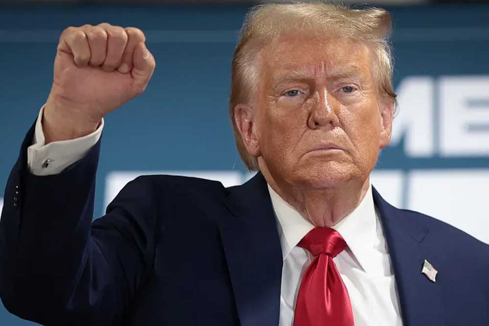 टैरिफ से US को हुई अरबों की कमाई, क्या ट्रंप हर अमेरिकी को 00 का वादा पूरा करेंगे? टैरिफ से US को हुई अरबों की कमाई, क्या ट्रंप हर अमेरिकी को 00 का वादा पूरा करेंगे?