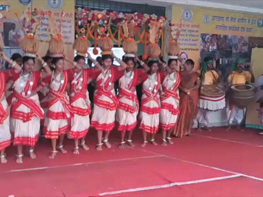 दिल्ली में दिखेगी कड़शा नृत्य की झांकी, गणतंत्र दिवस की परेड में शामिल होंगे 30 कलाकार दिल्ली में दिखेगी कड़शा नृत्य की झांकी, गणतंत्र दिवस की परेड में शामिल होंगे 30 कलाकार