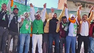 झामुमो में शामिल हुए पूर्व नेता उत्तम यादव, हेमंत सोरेन को बताया जनप्रिय सीएम