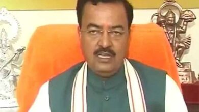 “स्नान करके बात खत्म करें” — केशव मौर्य की अविमुक्तेश्वरानंद से अपील