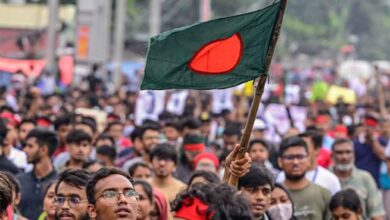 चार्जशीट से इनकार पर उग्र हुआ हादी का संगठन, खून बहाने की धमकी देकर भारत का नाम घसीटा