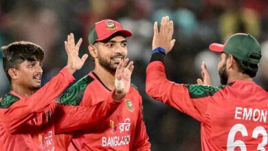 IPL पर बांग्लादेश की रोक! T20 के लिए भारत आने से पहले ही दिखा रहा सख्ती भरा रुख IPL पर बांग्लादेश की रोक! T20 के लिए भारत आने से पहले ही दिखा रहा सख्ती भरा रुख