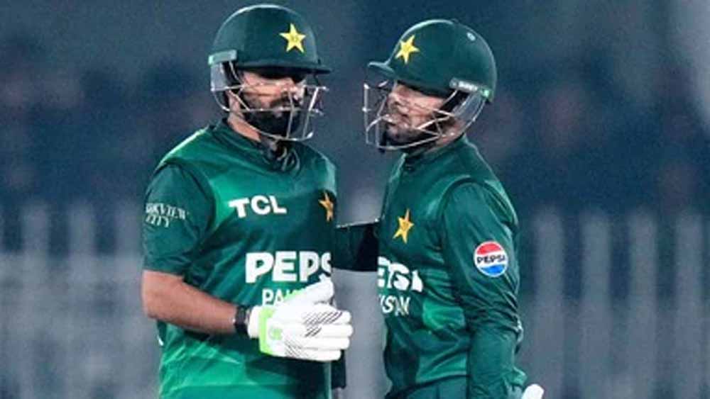 T20 वर्ल्ड कप 2026: पाकिस्तान टीम घोषित, बाबर आजम की हालत पतली, घातक पेसर भी बाहर