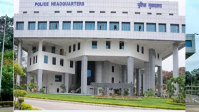 डीजीपी ने भारतीय पुलिस सेवा के पदोन्नत अधिकारियों को लगाई रैंक