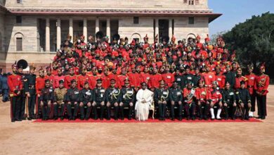 गणतंत्र दिवस समारोह के नायकों से मिलीं राष्ट्रपति मुर्मु, परेड और बीटिंग रिट्रीट के सैन्यकर्मियों का बढ़ाया उत्साह