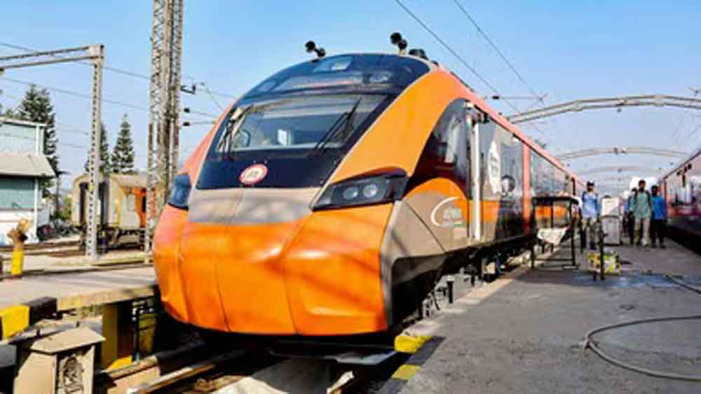 रेलवे ने RAC टिकट हटाई — वंदे भारत स्लीपर और अमृत भारत, एक्सप्रेस में बदले नियम, स्लीपर किराया नया ढांचा लागू रेलवे ने RAC टिकट हटाई — वंदे भारत स्लीपर और अमृत भारत, एक्सप्रेस में बदले नियम, स्लीपर किराया नया ढांचा लागू