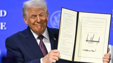 ट्रंप का ‘बोर्ड ऑफ पीस’ लॉन्च, पाकिस्तान को भी मिली सदस्यता; क्या सच में सुलझेंगे वैश्विक विवाद? ट्रंप का ‘बोर्ड ऑफ पीस’ लॉन्च, पाकिस्तान को भी मिली सदस्यता; क्या सच में सुलझेंगे वैश्विक विवाद?