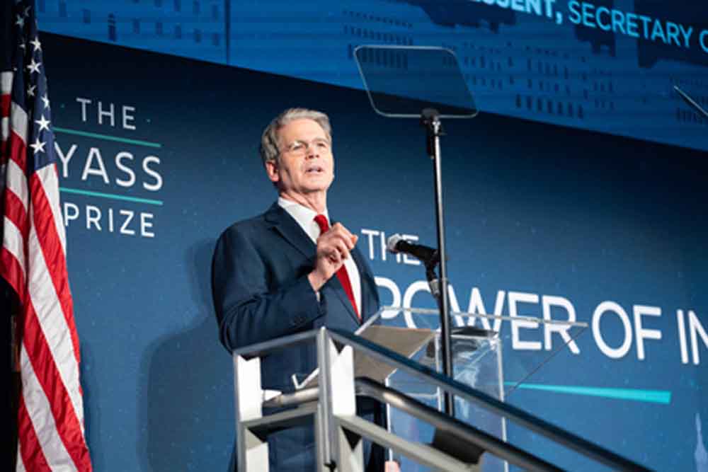 दावोस में अमेरिका का बड़ा बयान: मंत्री बेसेंट बोले– ग्रीनलैंड को यूएस में होना चाहिए