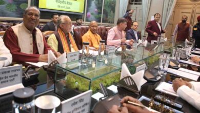 जनता से जुड़े मुद्दों को सदन में रखें, स्वस्थ चर्चा से कराएं प्रदेश का विकासः मुख्यमंत्री योगी