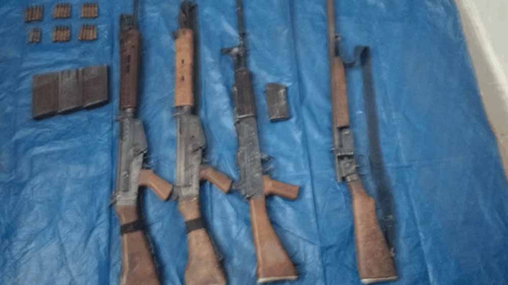 जंगल से निकला नक्सली हथियारों का जखीरा, ई-30 ऑप्स टीम की बड़ी कार्रवाई