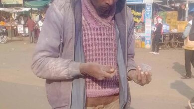 गली गली घूम रहे पागल इंसानों के लिए कोई नही हैं जिम्मेदार