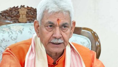 मनोज सिन्हा का कड़ा संदेश: देशद्रोह करने वालों को नहीं मिलेगी माफी, आतंकियों की सात पीढ़ियां भी याद रखेंगी