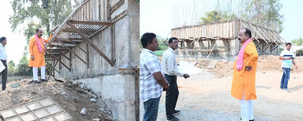 उप मुख्यमंत्री अरुण साव ने कारीडोंगरी-दरवाजा में निर्माणाधीन पुल का किया निरीक्षण उप मुख्यमंत्री अरुण साव ने कारीडोंगरी-दरवाजा में निर्माणाधीन पुल का किया निरीक्षण