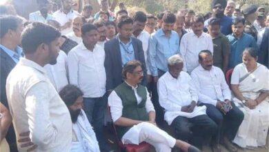 पंचतत्व में विलीन हुए चंपई सोरेन के पोते, अंतिम विदाई में शामिल हुए CM हेमंत सोरेन; गांव में शोक की लहर