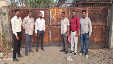 बकाया संपत्ति कर पर निगम का शिकंजा, व्यावसायिक परिसरों में तालाबंदी