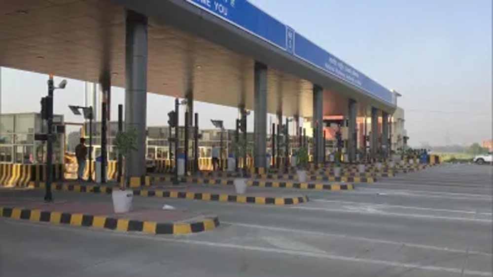 अब Toll Plaza पर नहीं रुकेगी गाड़ी! देश का पहला बैरियर-फ्री टोल सिस्टम इस राज्य में शुरू