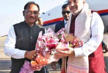 तीन दिवसीय छत्तीसगढ़ दौरे पर पहुंचे केंद्रीय गृह एवं सहकारिता मंत्री अमित शाह : मुख्यमंत्री विष्णुदेव साय ने स्वामी विवेकानंद विमानतल पर किया आत्मीय स्वागत