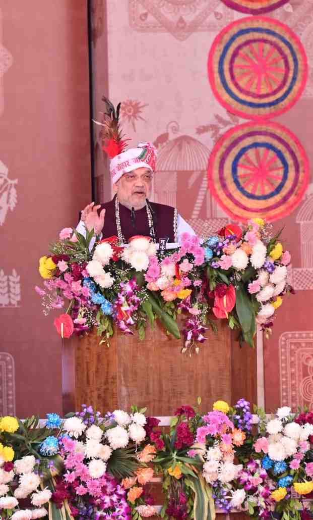 केन्द्रीय गृह एवं सहकारिता मंत्री अमित शाह आज छत्तीसगढ़ के बस्तर पंडुम 2026 के समापन समारोह में मुख्य अतिथि के रुप में शामिल हुए