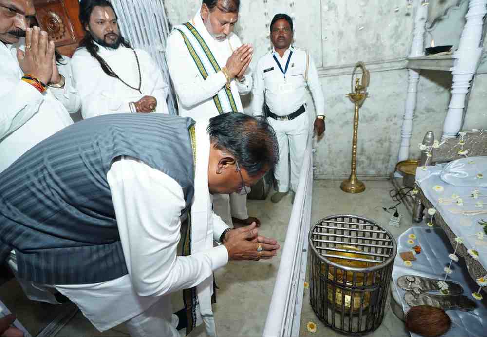 बाबा गुरू घासीदास जी के बताए मार्ग पर काम कर रही हमारी सरकार – मुख्यमंत्री साय बाबा गुरू घासीदास जी के बताए मार्ग पर काम कर रही हमारी सरकार – मुख्यमंत्री साय