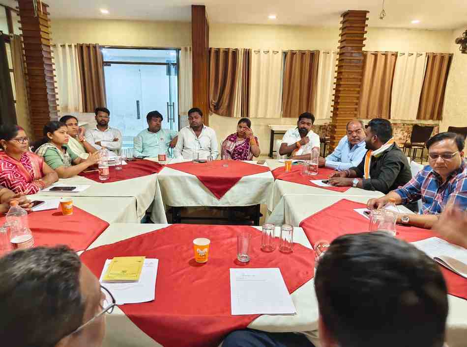 ब्लॉक कांग्रेस कमेटी क्रमांक 6, रिसाली के अध्यक्ष दिनेश पटेल की अध्यक्षता में महत्वपूर्ण बैठक हुयी सम्पन्न ब्लॉक कांग्रेस कमेटी क्रमांक 6, रिसाली के अध्यक्ष दिनेश पटेल की अध्यक्षता में महत्वपूर्ण बैठक हुयी सम्पन्न