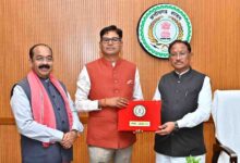 मुख्यमंत्री विष्णु देव साय से आज विधानसभा परिसर स्थित उनके कक्ष में वित्त मंत्री ओपी चौधरी ने वित्तीय वर्ष 2026-27 का बजट प्रस्तुत करने से पूर्व की मुलाकात