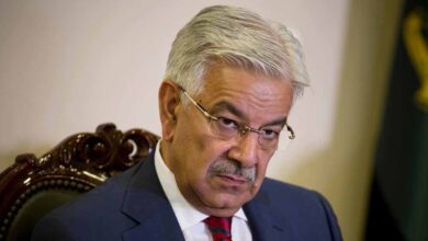 पाक रक्षा मंत्री का बड़ा बयान: ‘अमेरिका ने हमें इस्तेमाल किया’ — संसद में मचा सियासी हंगामा पाक रक्षा मंत्री का बड़ा बयान: ‘अमेरिका ने हमें इस्तेमाल किया’ — संसद में मचा सियासी हंगामा