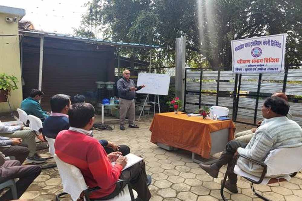 एम.पी. ट्रांसको के 220 केवी विदिशा सबस्टेशन पर हुई सुरक्षा प्रशिक्षण कार्यशाला