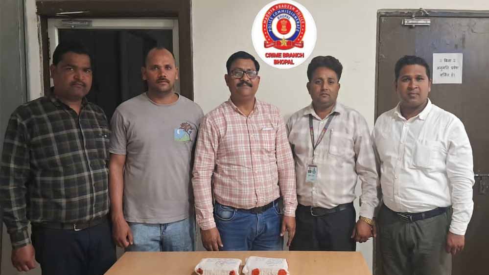 क्राइम ब्रांच ने नशे के सौदागरों पर किया प्रहार,दो गिरफ्तार क्राइम ब्रांच ने नशे के सौदागरों पर किया प्रहार,दो गिरफ्तार