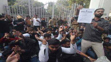 UGC का ‘इक्विटी कार्ड’ विवाद: लखनऊ से दिल्ली यूनिवर्सिटी तक छात्रों में तनाव