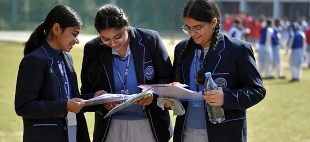 CBSE का बड़ा बदलाव: 10वीं में पहली बोर्ड परीक्षा देना अनिवार्य, तभी मिलेगा दूसरा चांस