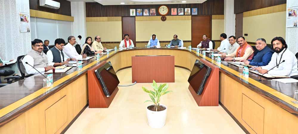 CM साय की अध्यक्षता में कैबिनेट बैठक शुरू, अहम फैसलों पर लगेगी मुहर