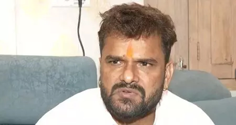 राजनीति से तौबा! फिल्मी सुपरस्टार का बड़ा बयान – वहां सच की जगह झूठ चलता है