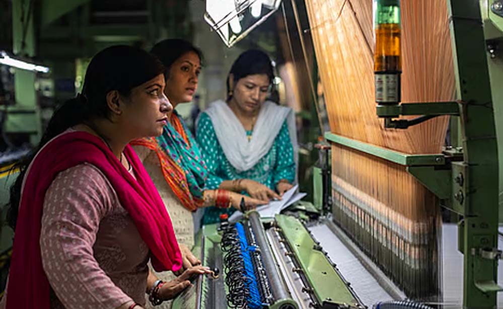 मजबूत होती आधी दुनिया: मध्य प्रदेश में सरकारी नौकरी में महिलाओं की हिस्सेदारी 3 साल में ढाई फीसदी बढ़ी