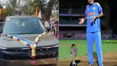विश्व कप विजेता क्रांति गौड़ की किस्मत बदली, लग्जरी गाड़ियों का काफिला मिला, जानें क्या-क्या है उनके पास विश्व कप विजेता क्रांति गौड़ की किस्मत बदली, लग्जरी गाड़ियों का काफिला मिला, जानें क्या-क्या है उनके पास