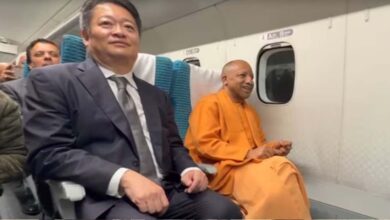 600 किमी प्रति घंटे की रफ्तार पर CM योगी का रोमांचक सफर, जापान की हवा में चलने वाली ट्रेन में मुस्कुराए मुख्यमंत्री