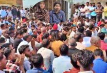 सहारनपुर में कशिश-आजम फरारी पर हंगामा, हिंदूवादी संगठनों ने सड़क जाम कर हनुमान चालीसा पढ़ी