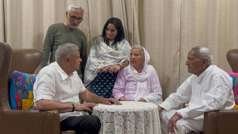 धनखड़ ने कहा- सेहत को लेकर कोई लापरवाही नहीं, स्वास्थ्य कारणों से दिया इस्तीफा, दाढ़ी वालों से डर भी लगता है