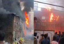 पटना सिटी के बजरंगपुरी में भीषण अग्निकांड, कबाड़ दुकान और उत्सव हॉल जलकर खाक, लाखों की संपत्ति स्वाहा